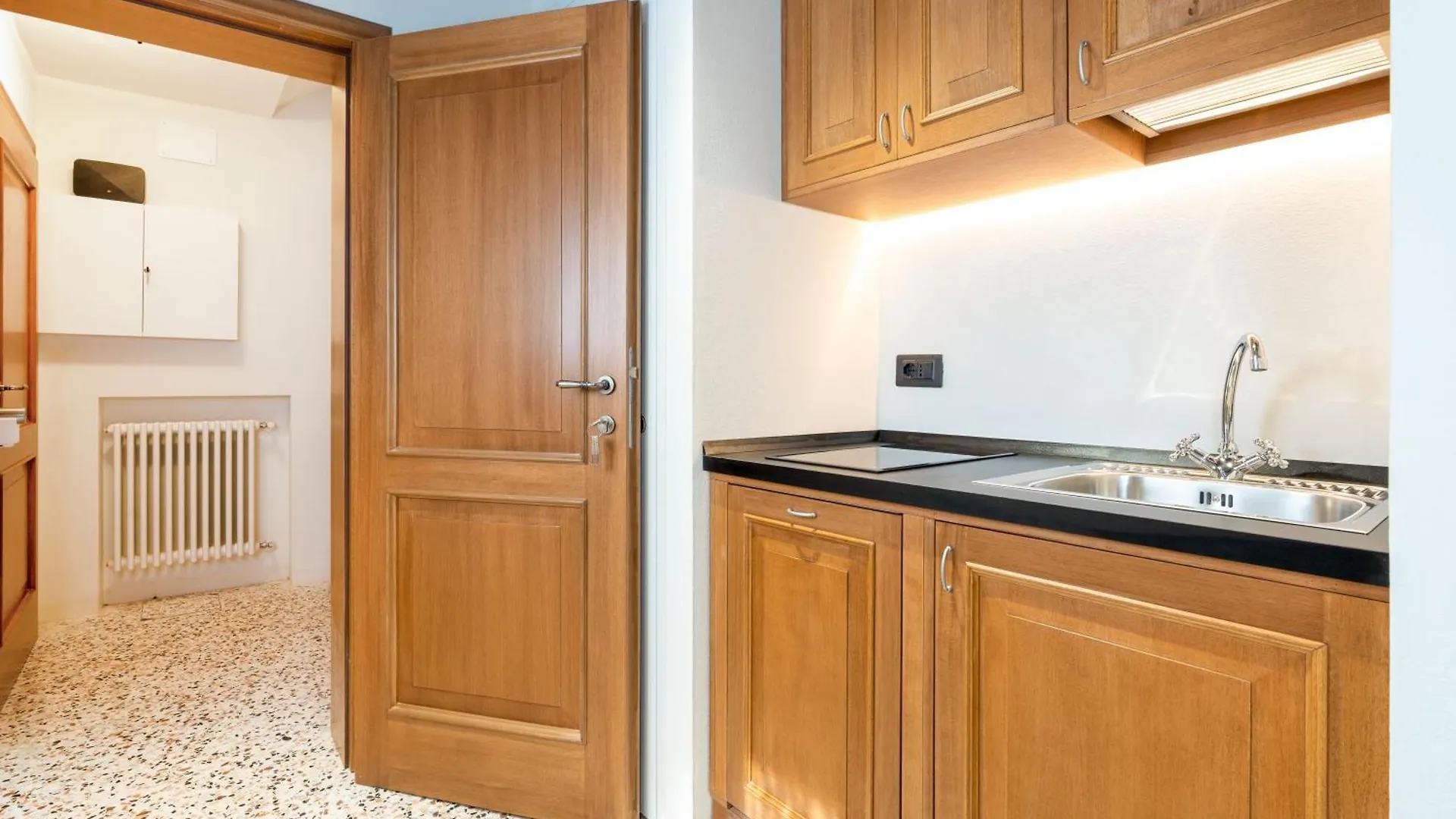 בית נופש הוילה 5 Minuti Da Rialto, Intera Palazzina Veneziana