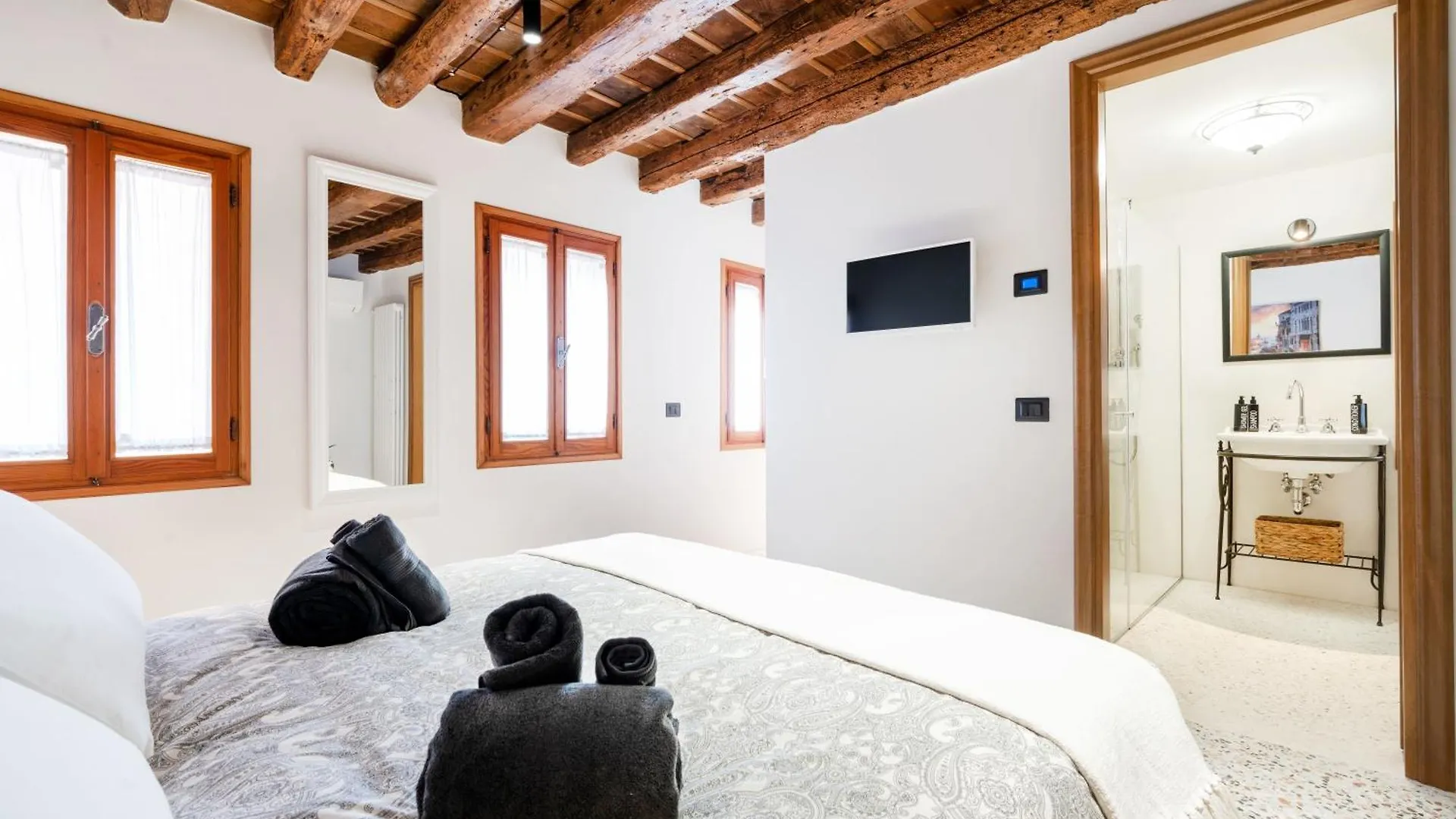 Feriehus 5 Minuti Da Rialto, Intera Palazzina Veneziana Villa